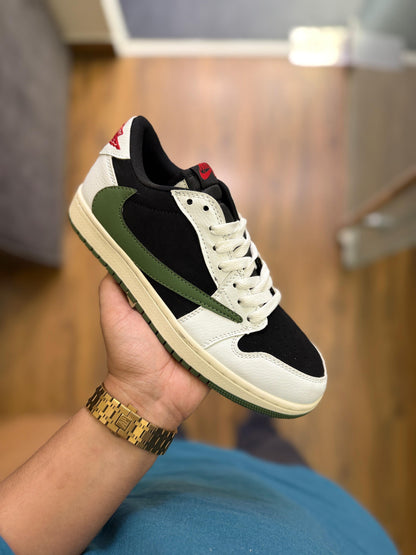 Nike Air Jordan’s retro 1 Travis Scott Reverse Noire