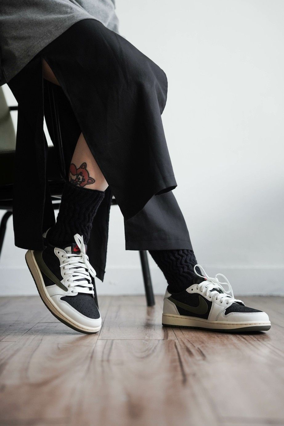 Nike Air Jordan’s retro 1 Travis Scott Reverse Noire