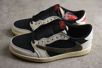 Nike Air Jordan’s retro 1 Travis Scott Reverse Noire