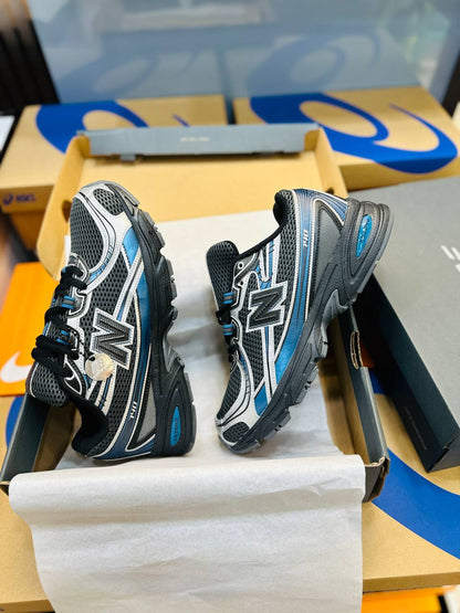 NEW BALANCE 740 SEMI SNEAKER