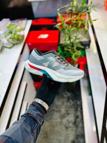 NEW BALANCE ELITE RUNNING