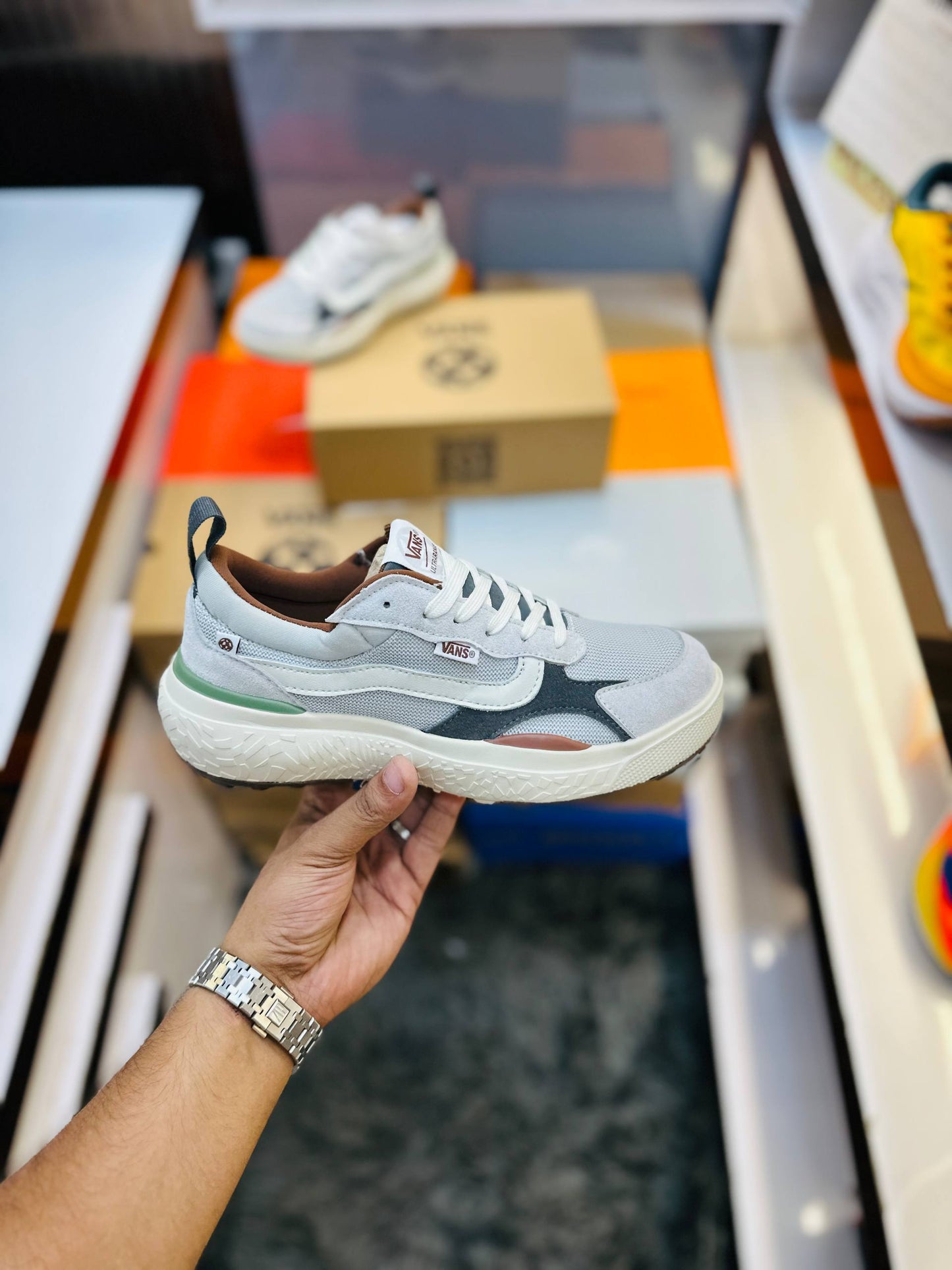 VANS ⁠ULTRARANGE NEO VR3