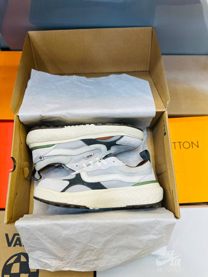 VANS ⁠ULTRARANGE NEO VR3